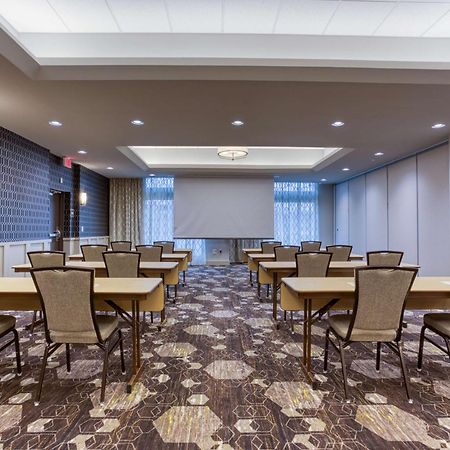 Drury Inn & Suites Cleveland Бийчууд Екстериор снимка