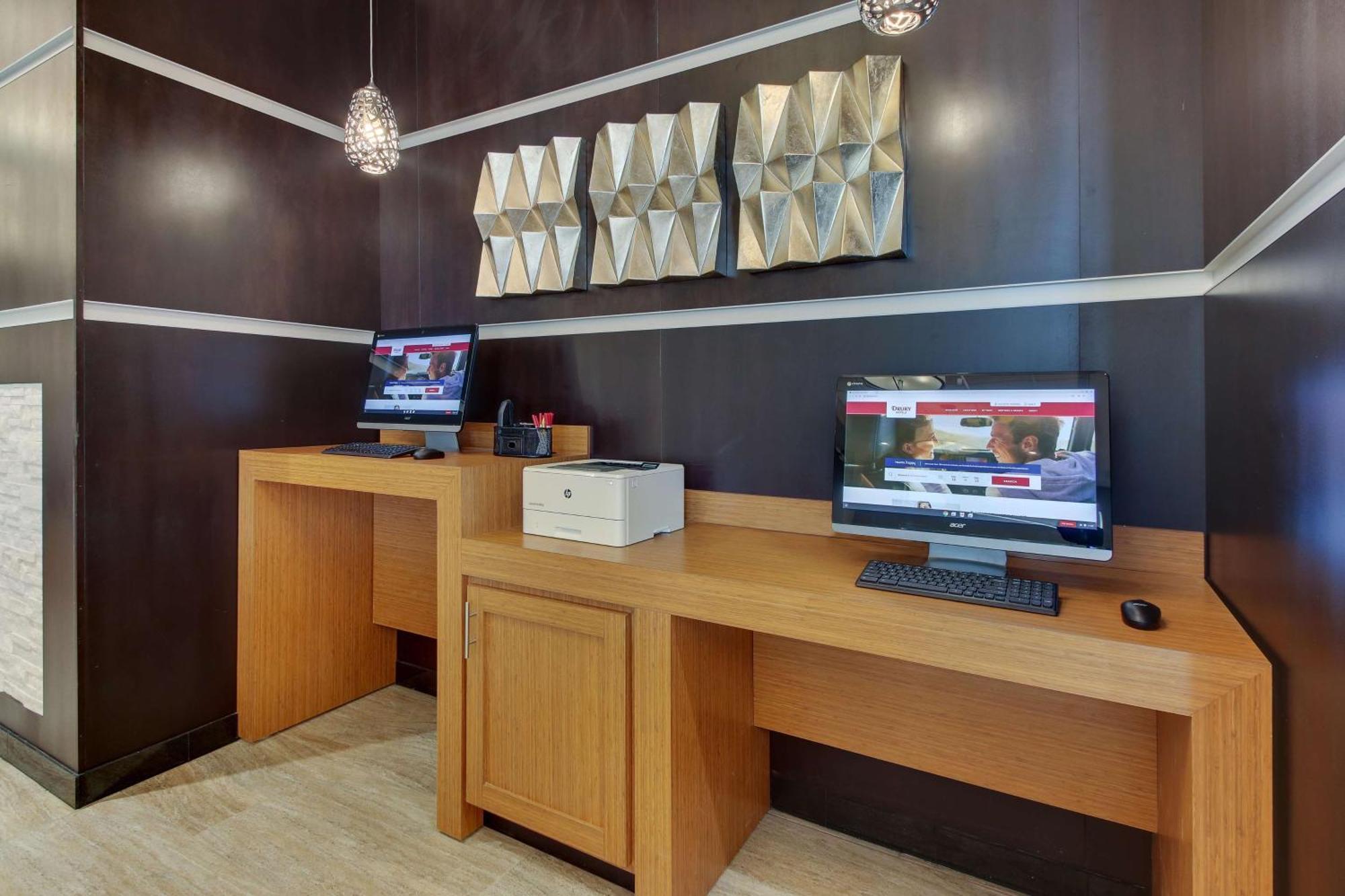 Drury Inn & Suites Cleveland Бийчууд Екстериор снимка
