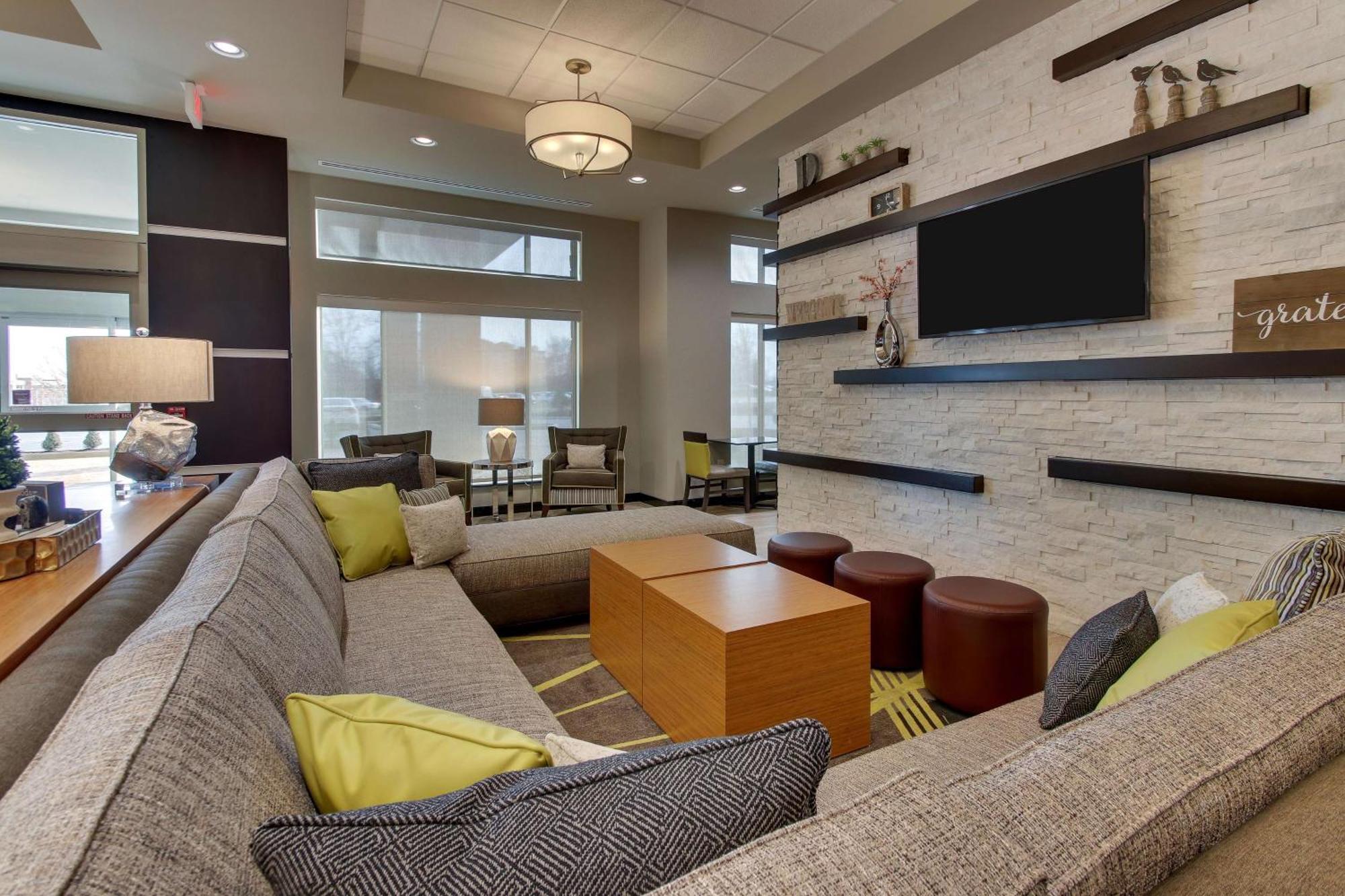 Drury Inn & Suites Cleveland Бийчууд Екстериор снимка