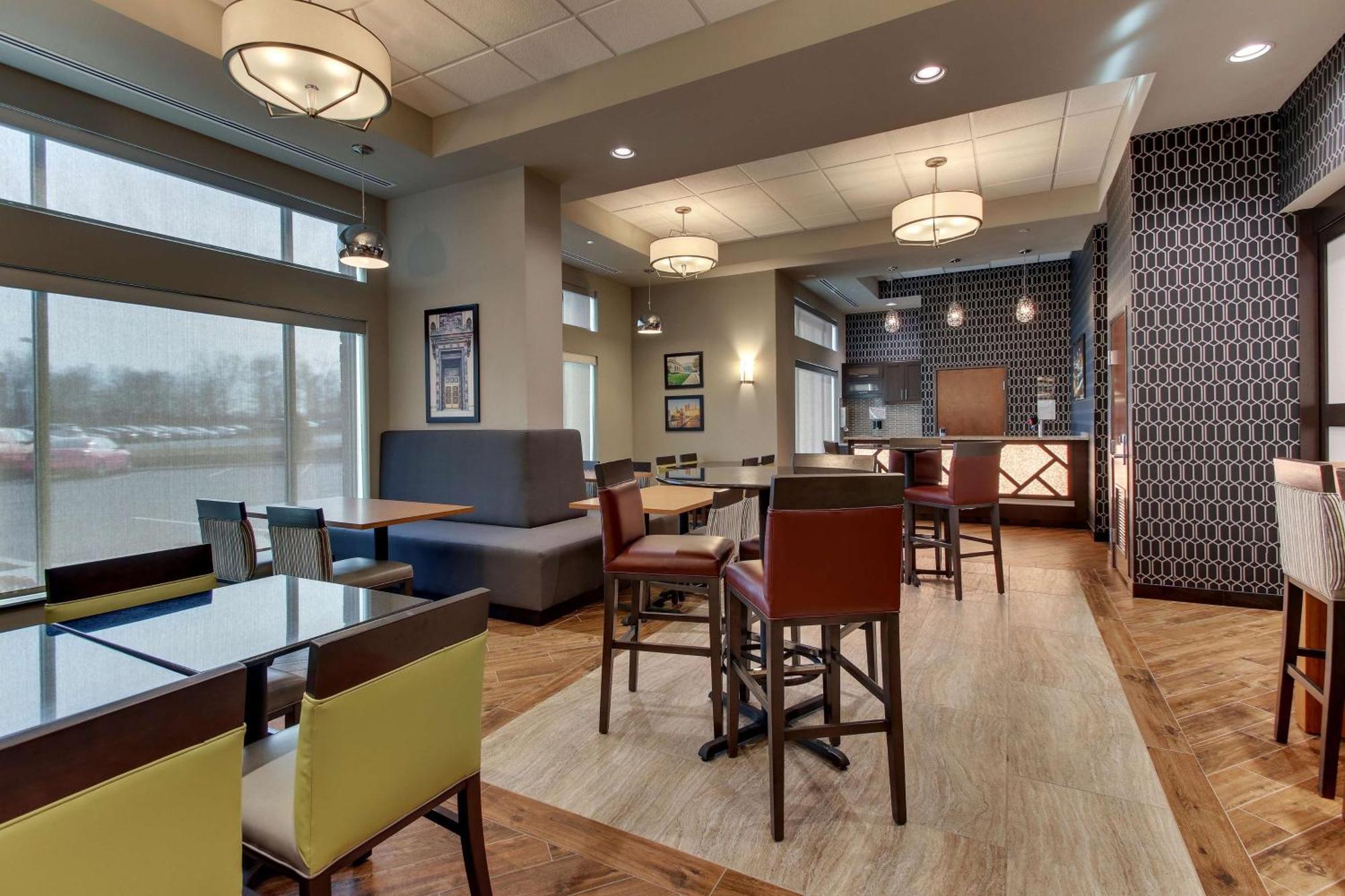Drury Inn & Suites Cleveland Бийчууд Екстериор снимка